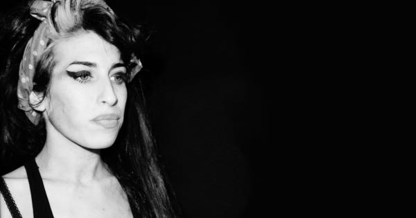 Image in QuizMyDay Amy Winehouse Quiz: Test Your Music Mastery Now trivia quiz featuring Amy Winehouse, sadly missed.