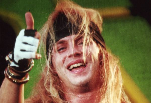 Bret Michaels of Poison in Paris - Sept.1990.