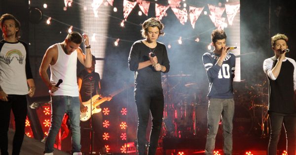 Image in QuizMyDay One Direction Albums Quiz: Test Your Music Memory trivia quiz featuring One Direction in concert (WWAT 2014) - Chile