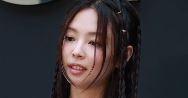 Image in QuizMyDay How Well Do You Know Jennie? Take The Jennie Quiz and Find Out! trivia quiz featuring Blackpink's Jennie in Chanel Coco Crush, July 3, 2024