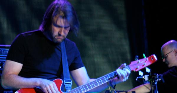 Image in QuizMyDay Challenge: Name 90s Alternative Artists by Song trivia quiz featuring Concierto de Portishead en el Primavera Sound 2008 (Escenario Rockdelux)
