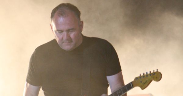 Image in QuizMyDay 90s Hard Alternative Music Quiz: Name 90s Alternative Artists by Song trivia quiz featuring Adrian Utley ; concierto de <a href="https://es.wikipedia.org/wiki/Portishead" class="extiw" title="es:Portishead">Portishead</a> en el Primavera Sound 2008 (escenario <a href="https://es.wikipedia.org/wiki/Rockdelux" class="extiw" title="es:Rockdelux">Rockdelux</a>)